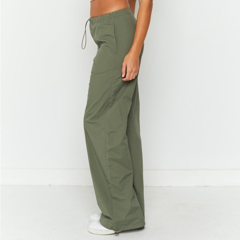 Beginning Boutique Green Wide Leg Pants Khaki Drawcord Cargo Pants - Picture 6 of 15